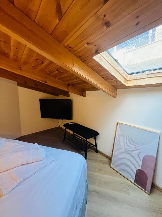 τwisted Loft